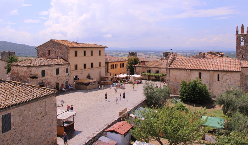 Monteriggioni widok z murów